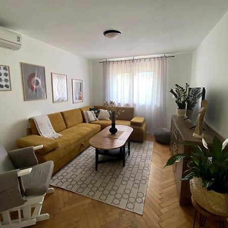 Apartman Francesca Pula Exterior photo