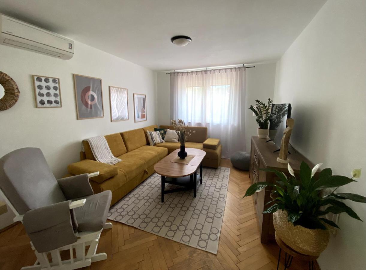 Apartman Francesca Pula Exterior photo